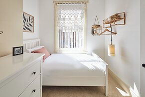 Host Stay Luna Terrace