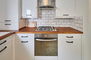 Host Stay Flat 4 Groveside