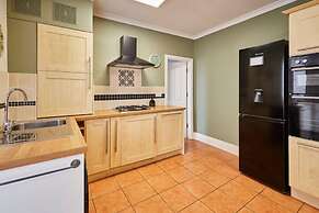 Host Stay Westbourne Grove Apartment