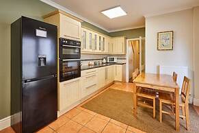 Host Stay Westbourne Grove Apartment