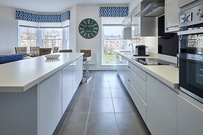 Host Stay The Little Lobster