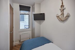 Host Stay Wadsworth Cottage