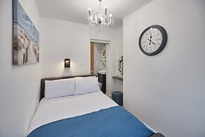 Host Stay Wadsworth Cottage