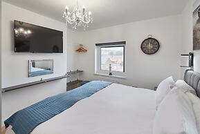 Host Stay Wadsworth Cottage