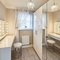 Host Stay Aidan Gardens