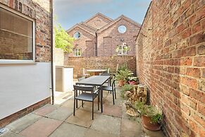 Host Stay St Denys View