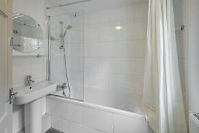 Host Stay St Denys View