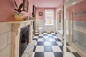 Host Stay The Courtyard at No 47