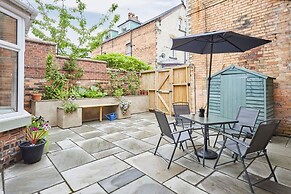 Host Stay The Courtyard at No 47