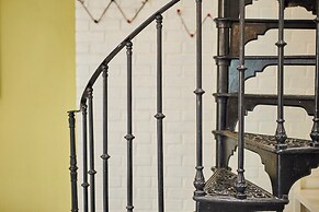 Host Stay The Courtyard at No 47