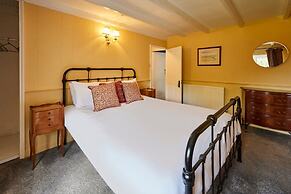 Host Stay Atlanta Cottage