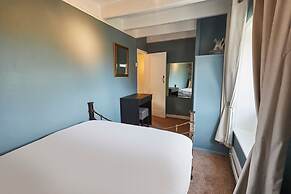 Host Stay Atlanta Cottage