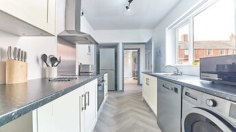 Host Stay Ralph House