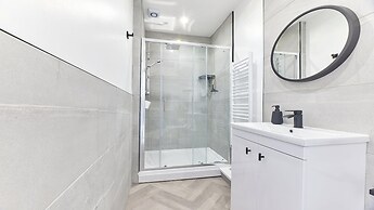 Host Stay Ralph House