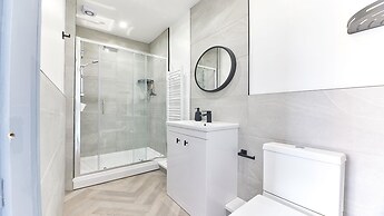 Host Stay Ralph House