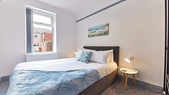 Host Stay Ralph House