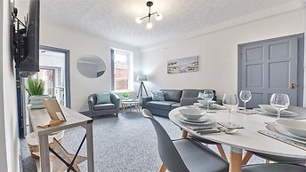 Host Stay Ralph House