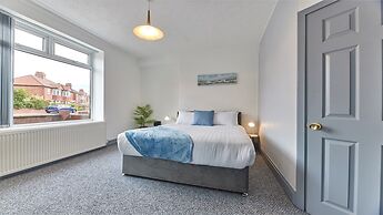 Host Stay Ralph House