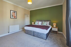 Host Stay Sand Dancers Stay