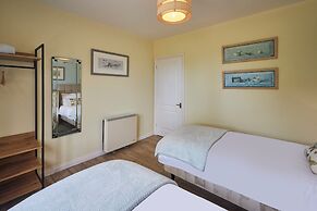 Host Stay Sandpipers