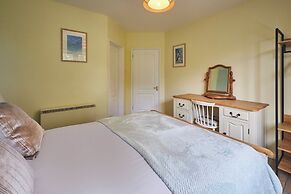 Host Stay Sandpipers