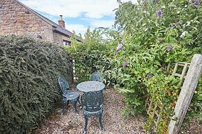 Host Stay Sandpipers