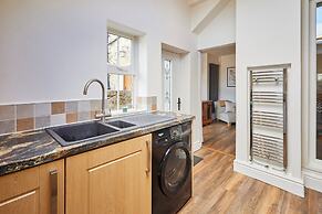 Host Stay Church View Cottage