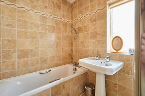 Host Stay Cromwell House