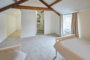 Host Stay The Hay Loft