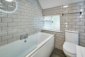 Host Stay Cragg Cottage