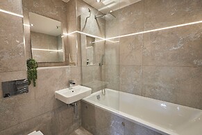 Host Stay Scarborough View Luxury Apartment