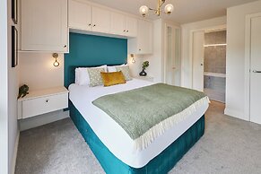 Host Stay Scarborough View Luxury Apartment