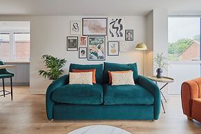 Host Stay Scarborough View Luxury Apartment