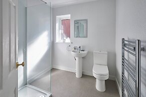 Host Stay White Rose