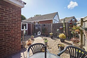 Host Stay White Rose