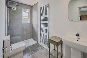 Host Stay Clackgill Cottage