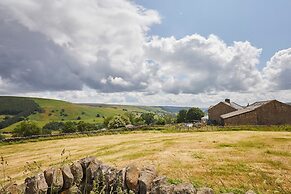 Host Stay Clackgill Cottage