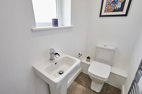 Host Stay Clackgill Cottage