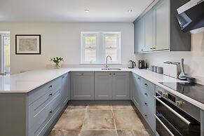 Host Stay Clackgill Cottage