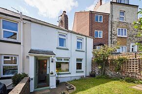 Host Stay Hope Cottage