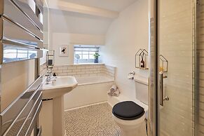 Host Stay North Cottage