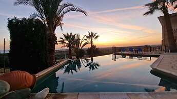 Host Stay Sunset Villa