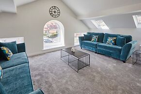 Host Stay 4 The Mount