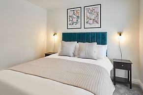 Host Stay 2 The Mount