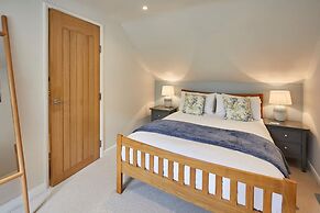 Host Stay Breckon Cottage