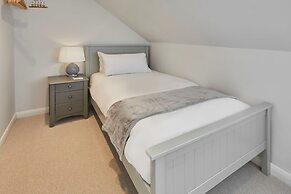 Host Stay Breckon Cottage