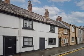 Host Stay Acorn Cottage