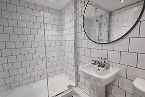 Host Stay Darcey House