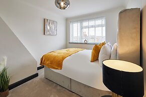 Host Stay Darcey House