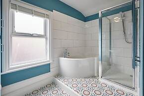 Host Stay Darcey House